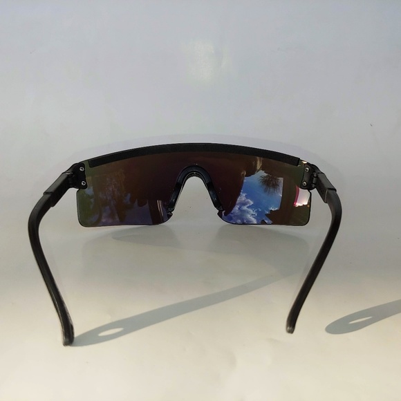 (NWT) Vintage 90's Junior One Piece Razor Blade Sports Sunglasses (M.Black) - Picture 3 of 4